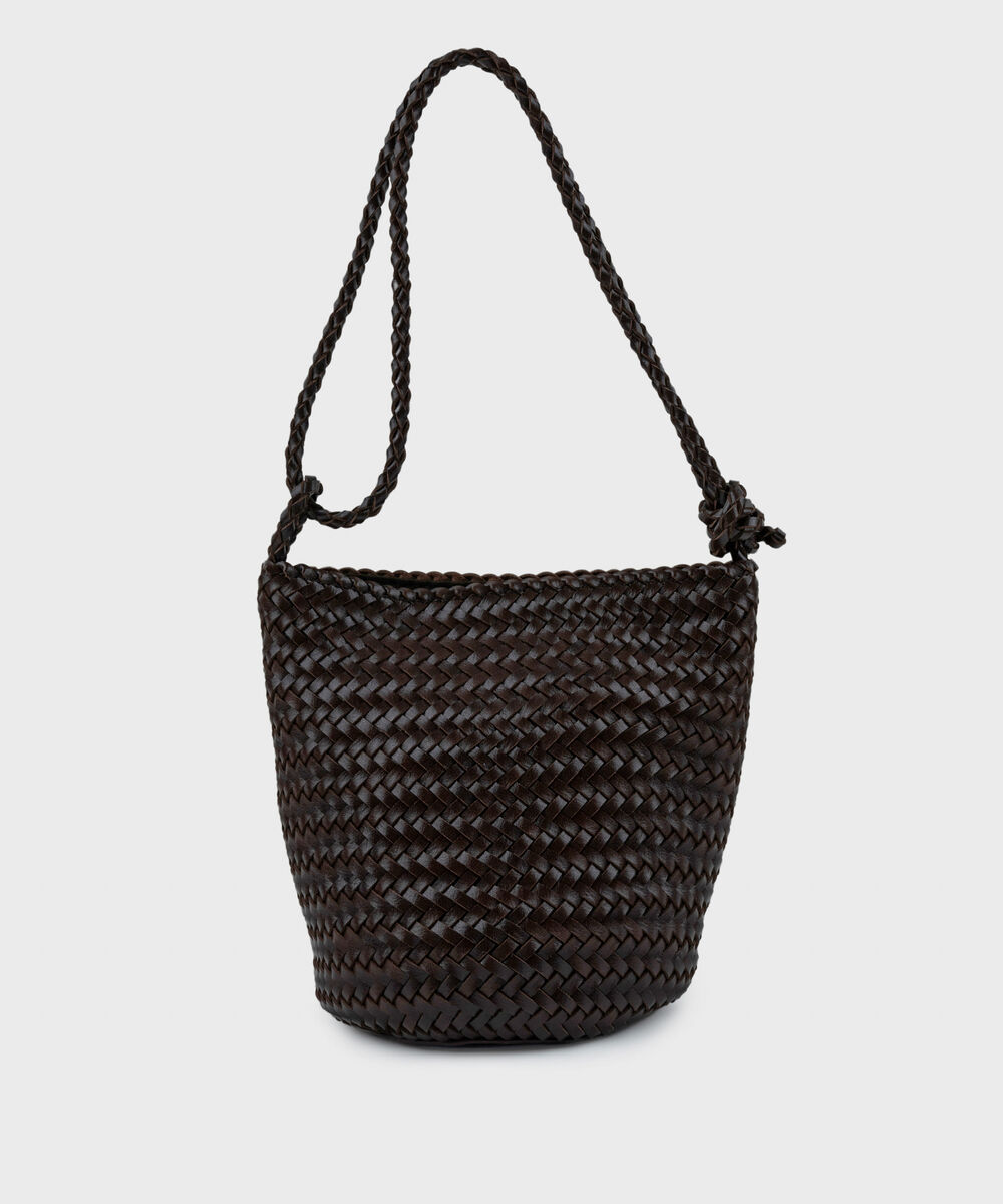 Women's Brown Shoulder Bag With Magnetic Clasp Clouser.