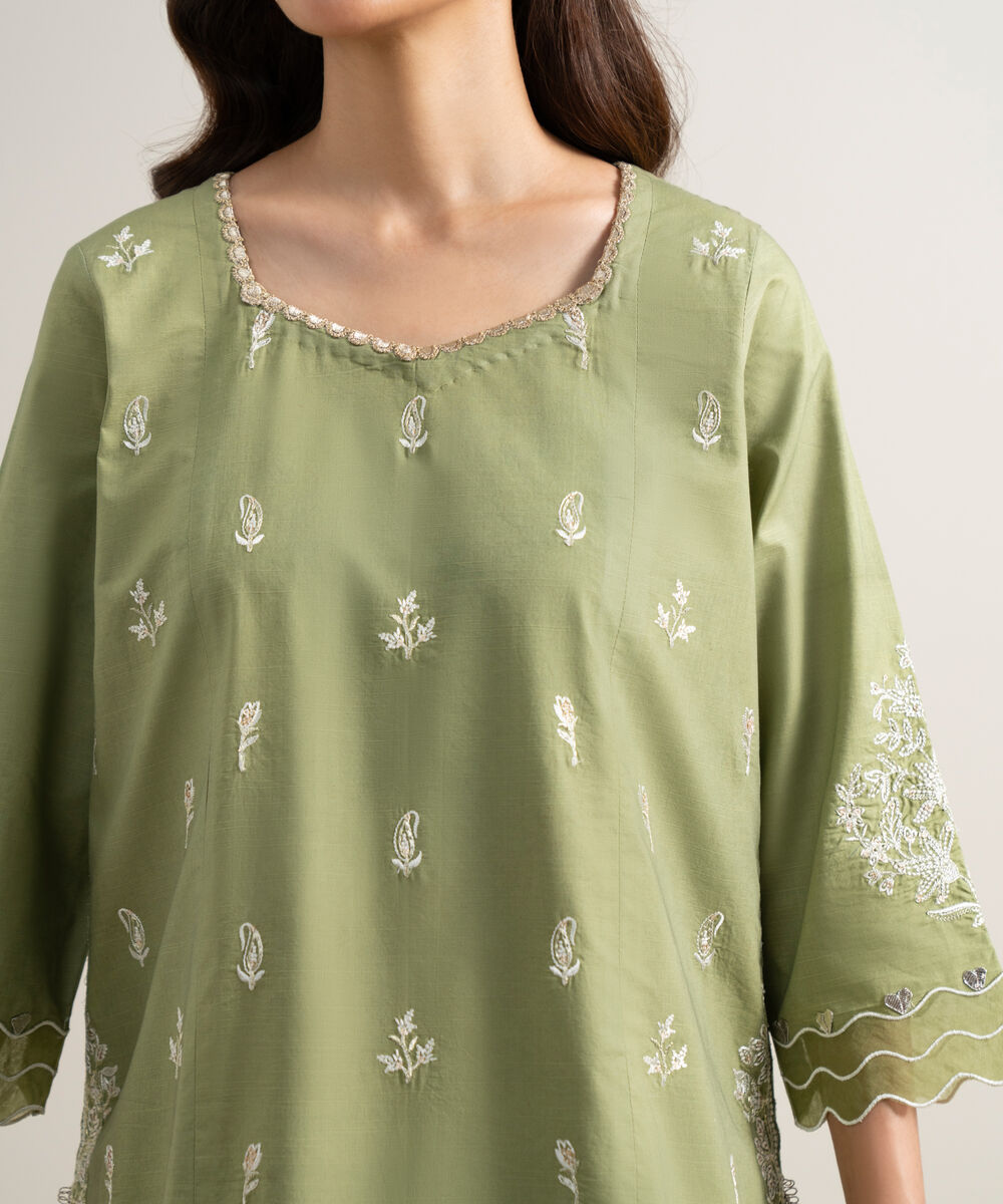 Women's Unstitched Lawn Embroidered Green 3 Piece Suit