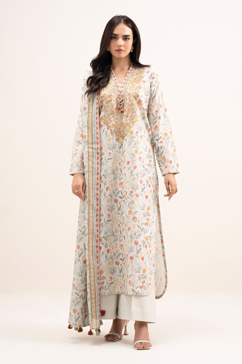 3 Piece - Embroidered Lawn Suit