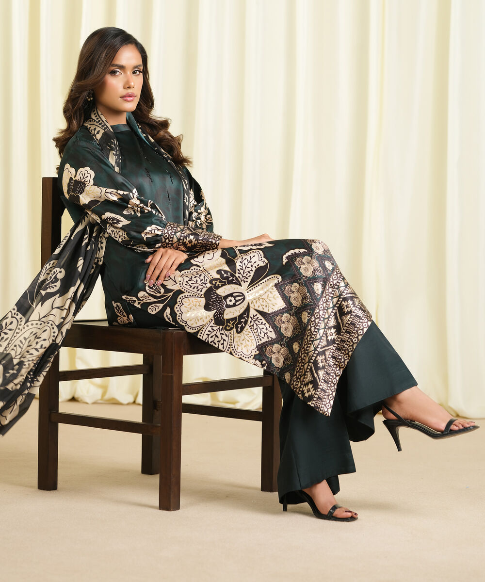 Women's Unstitched Blended Satin Printed Green 3 Piece Suit