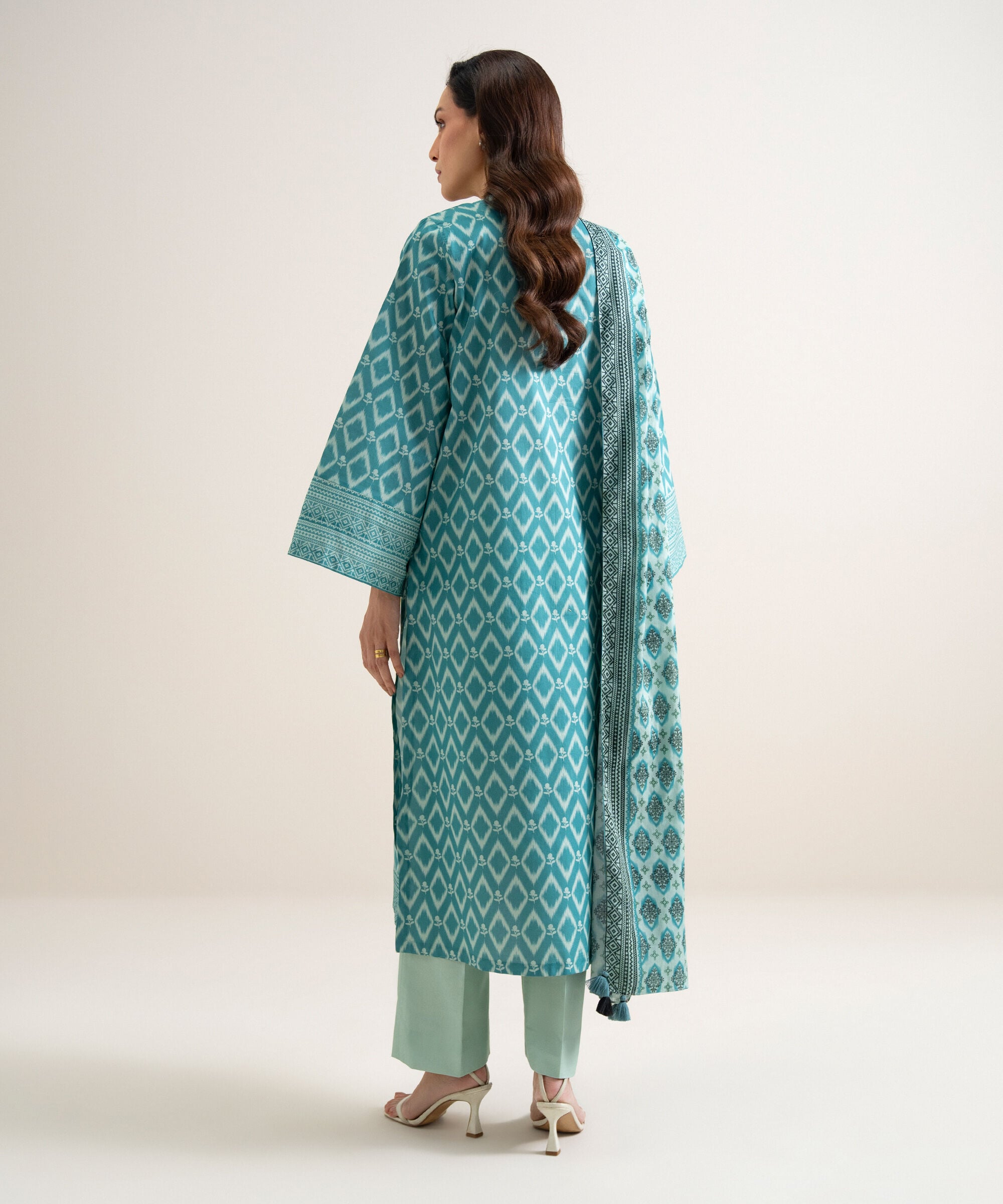 Unstitched 3 PC 0U3PDDS26V77