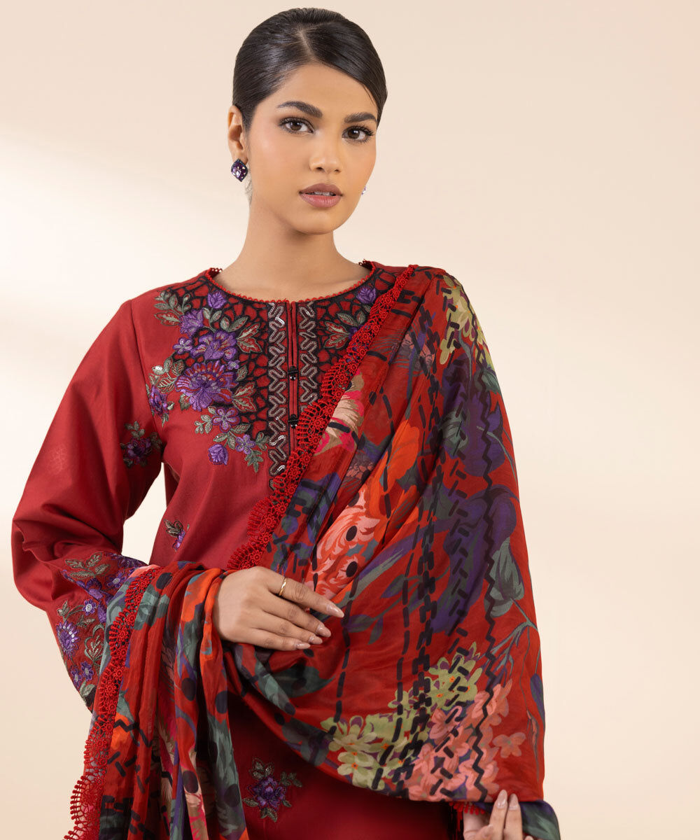 Woman - Red 3 Piece - Embroidered Cotton Satin Suit