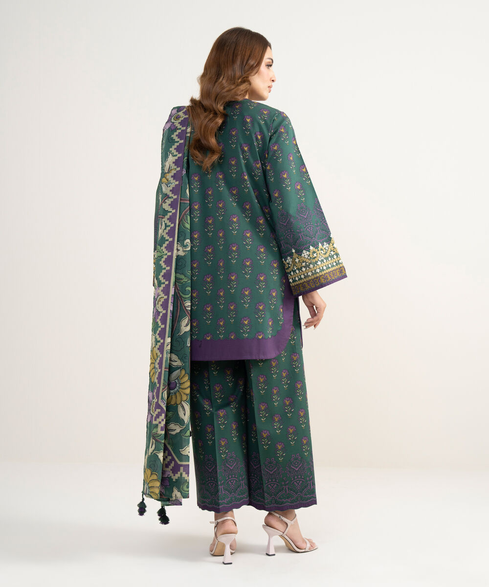 Women's Unstitched Lawn Embroidered Green 3 Piece Suit
