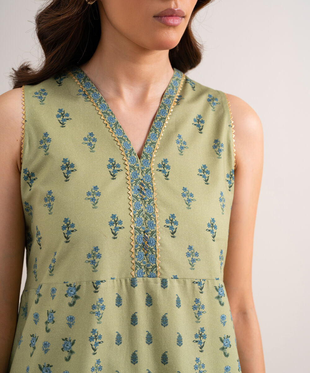 Women's Unstitched Printed Cotton Viscose Green 3 Piece Suit