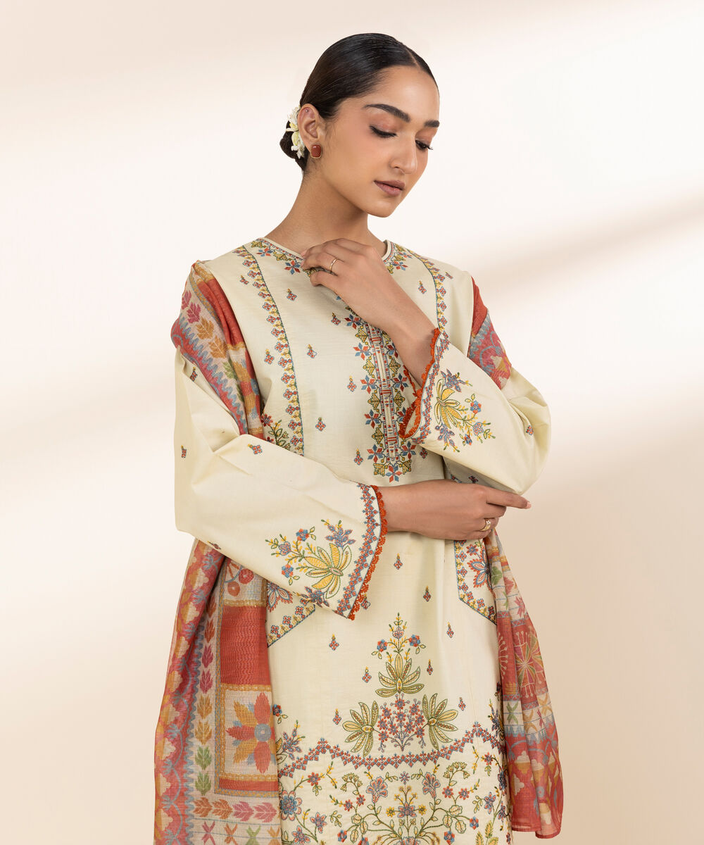 Women's Unstitched Lawn Embroidered Off White 3 Piece Suit