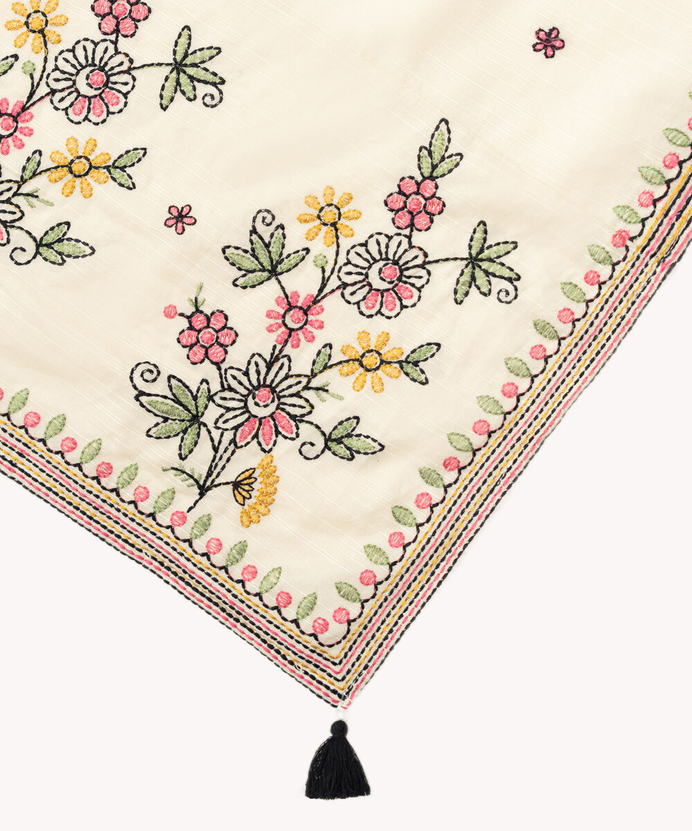 Light Khaddar Embroidered Off White Dupatta