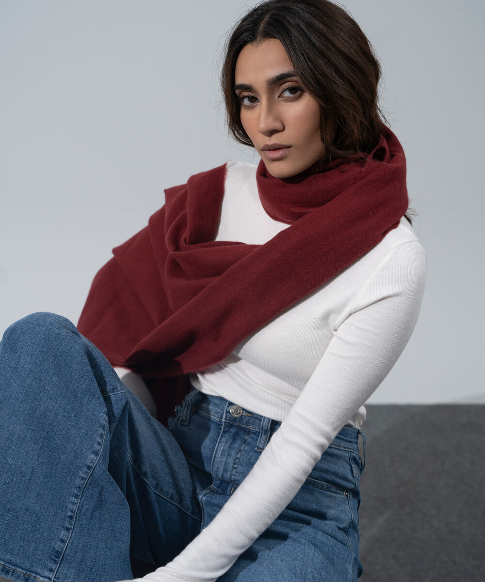 Women's Western Wear Red Polyester Solid Woolen Scarf