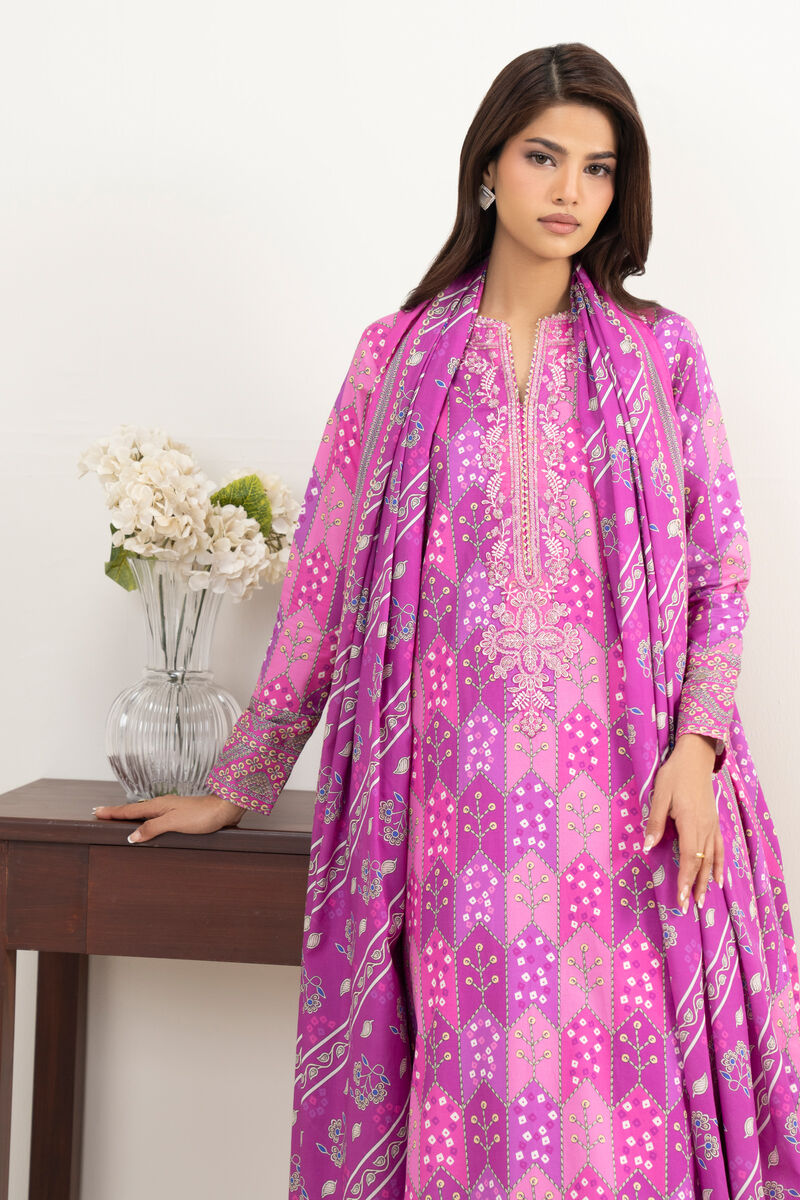 3 Piece - Embroidered Lawn Suit