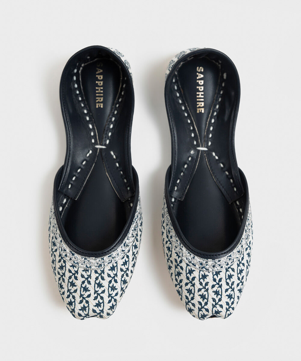 Woman - Blue Embroidered Khussas