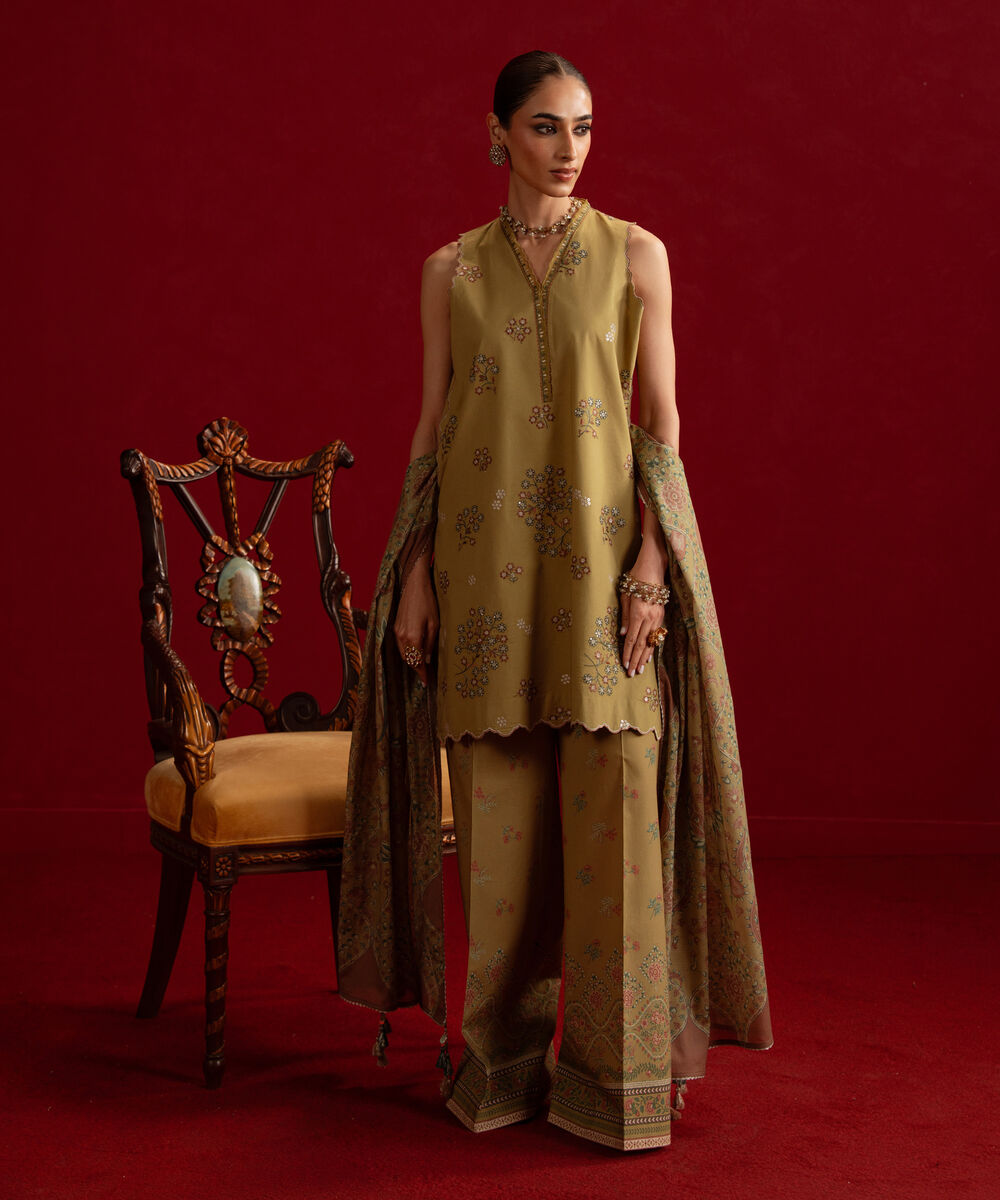 Women's Unstitched Textured Lawn Green Embroidered 3 Piece Suit