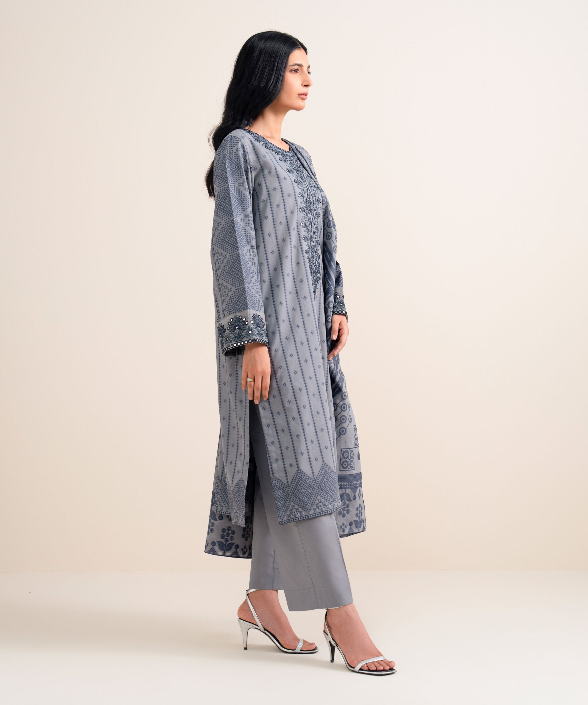 Unstitched 3 Pc Jacquard U3PEJQ25V911