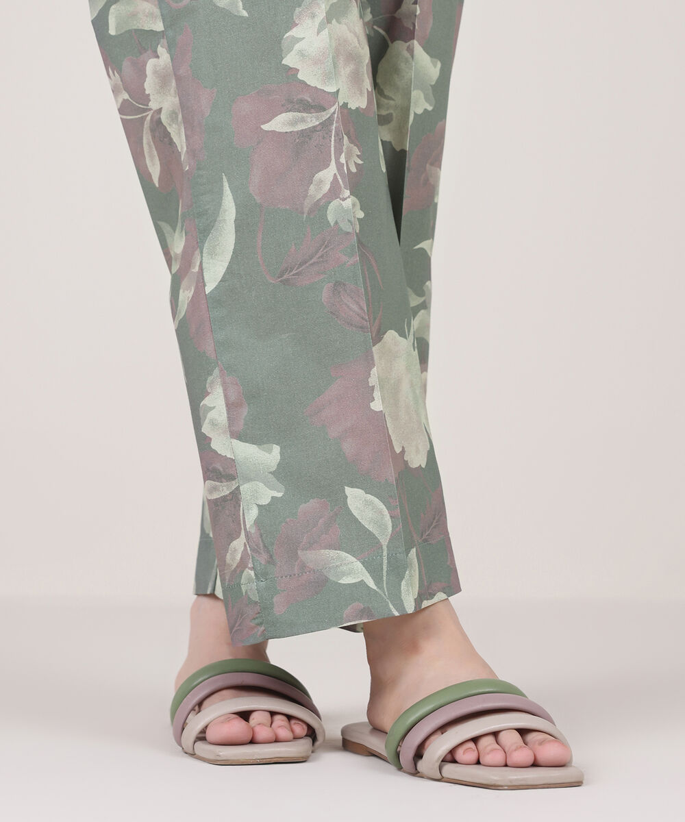 Women's RTW Cambric Multi Printed Straight Pants