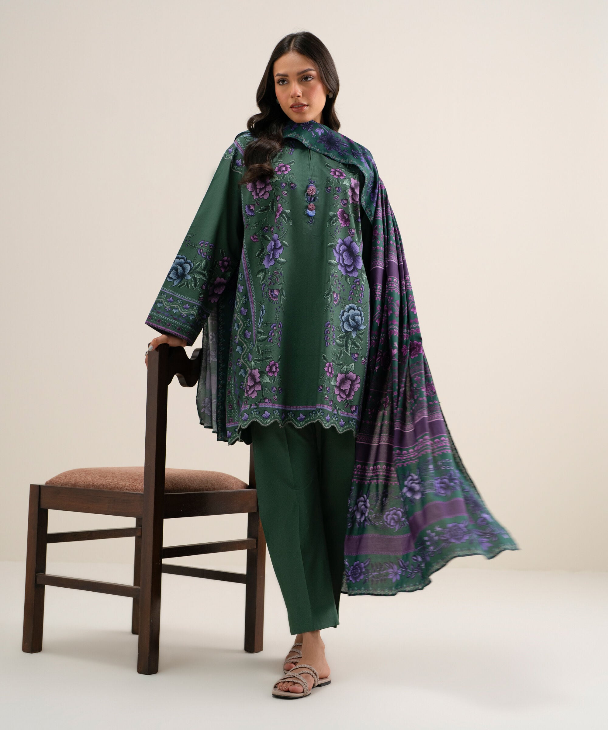Retail Price: 4990/-PKR