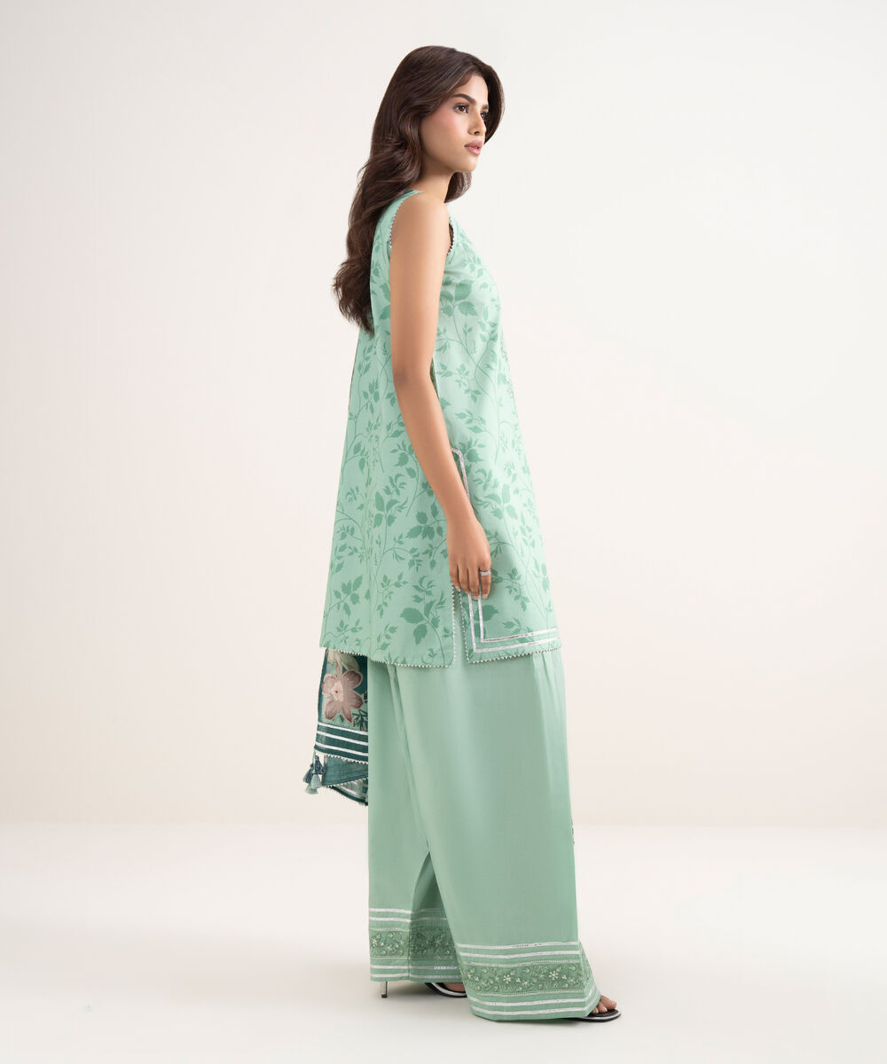 Women's Unstitched Lawn Green Embroidered 3 Piece Suit