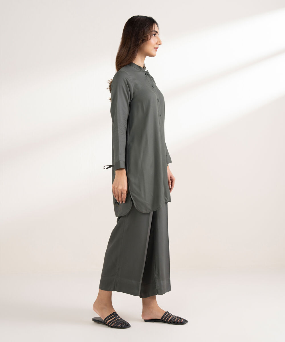 Women's RTW Bedford Solid Button Down Grey Shirt