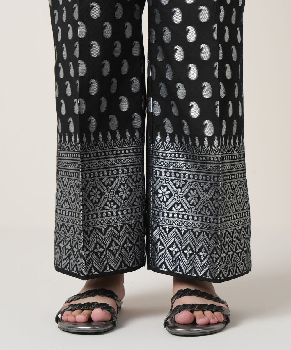 Women's RTW Extra Weft Jacquard Black Solid Trousers