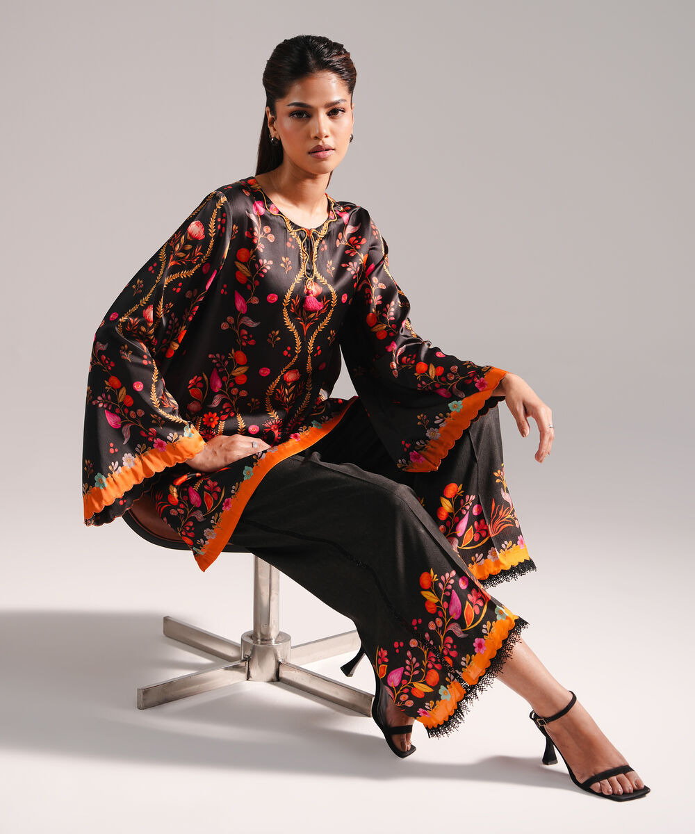 Women's RTW Blended Satin Printed Black 2 Piece Suit