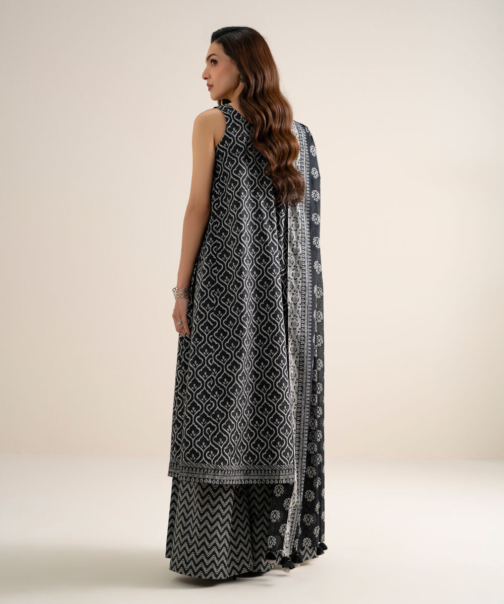 Women's Unstitched Lawn Printed Black & White  3 Piece Suit