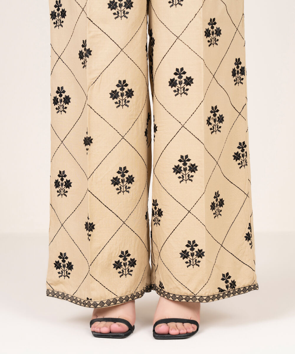 Women's RTW Cotton Viscose Embroidered Beige Culottes