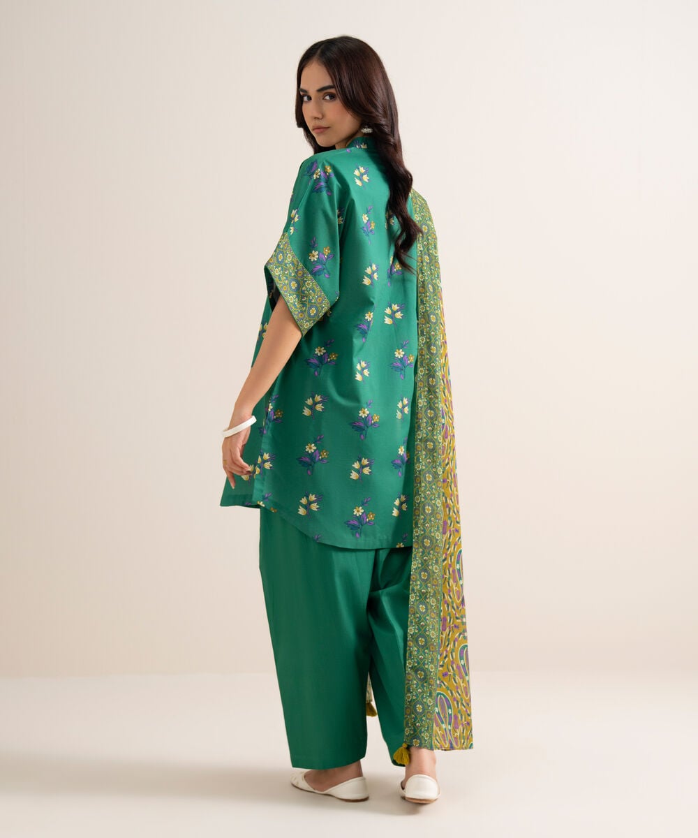 Women's Unstitched Printed Lawn Green 3 Piece Suit