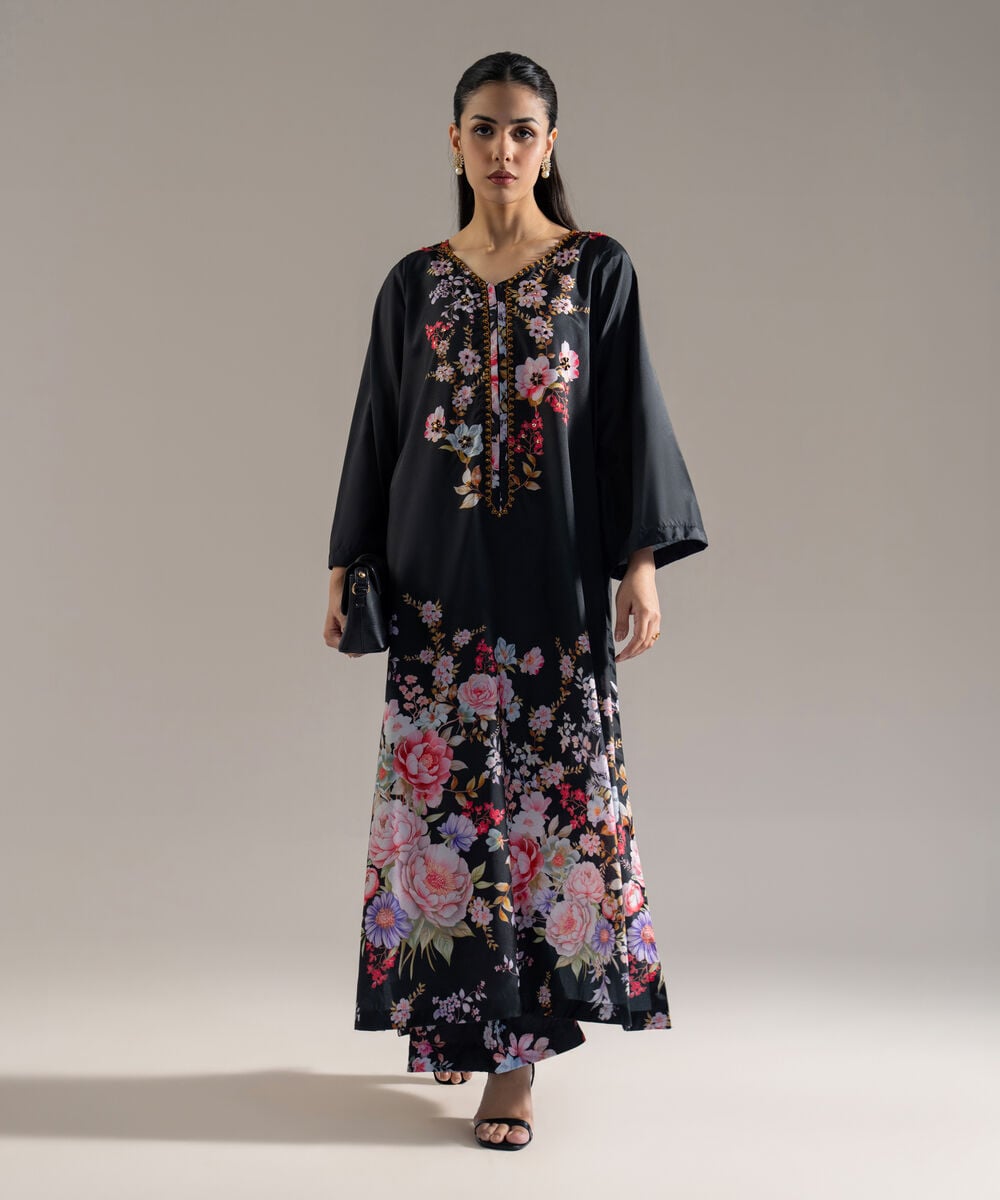 Women's RTW Printed Black Blended Grip 2 Piece Suit