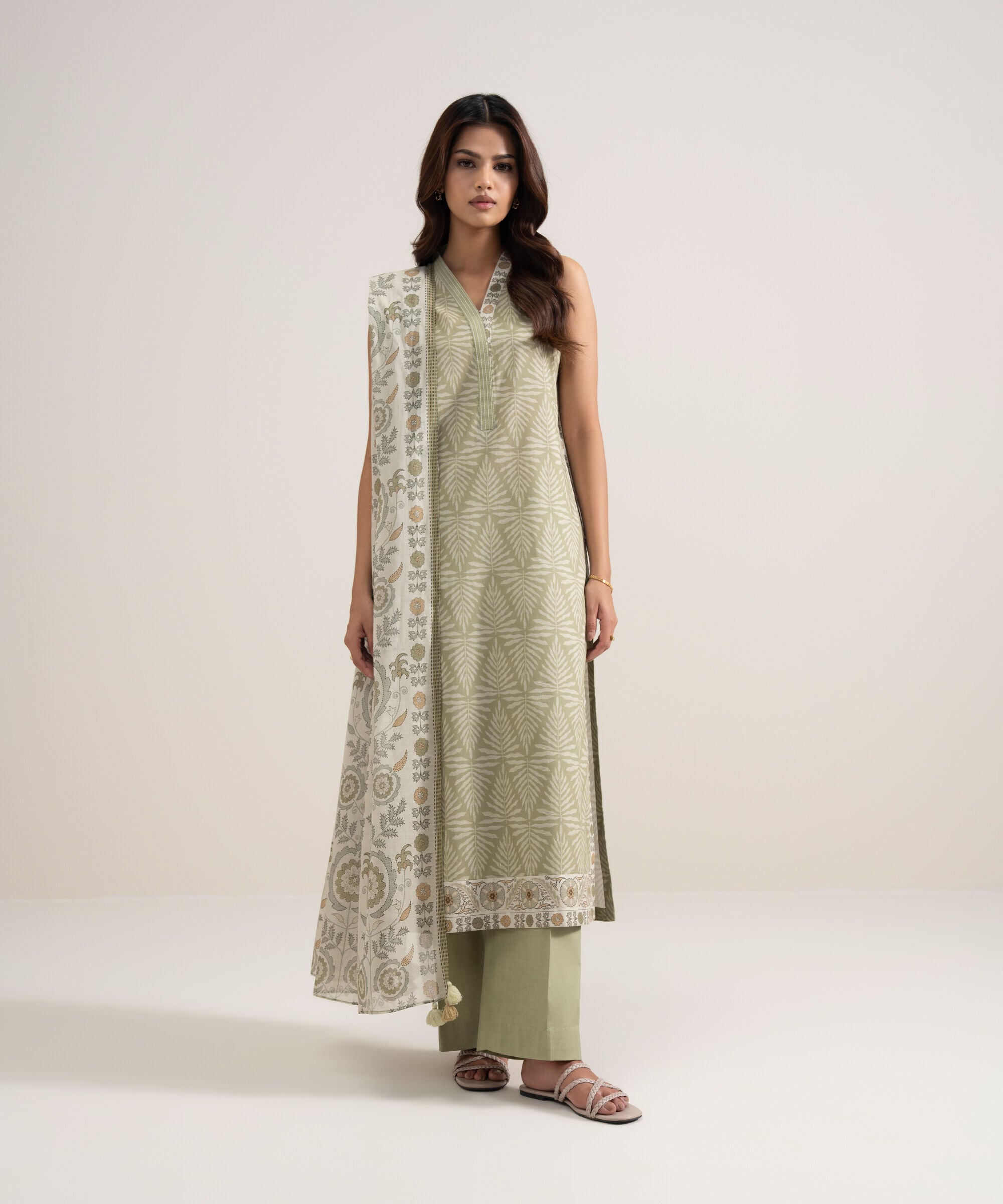 Unstitched 3 PC U2TDDS26V528