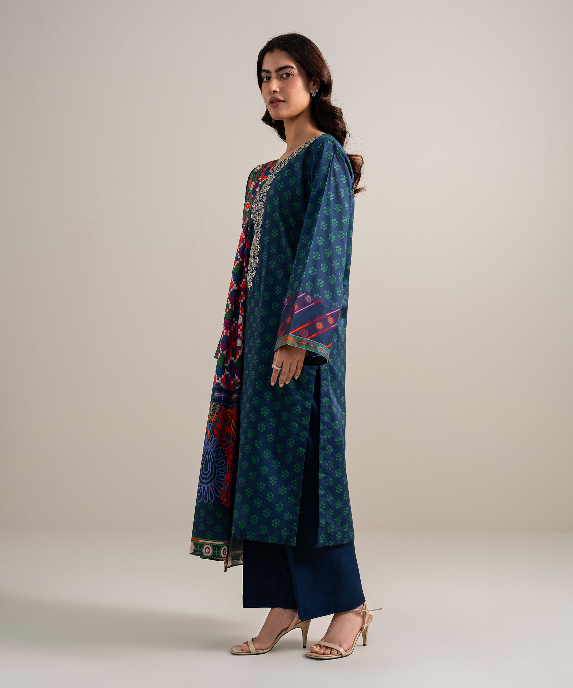 Unstitched 3 PC U3PDDS26V677