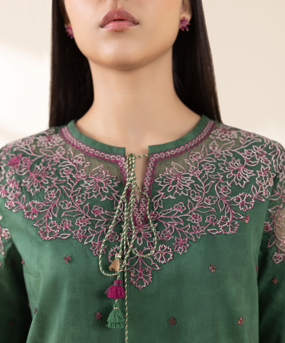Women's Unstitched Embroidered Lawn Green 3 Piece Suit