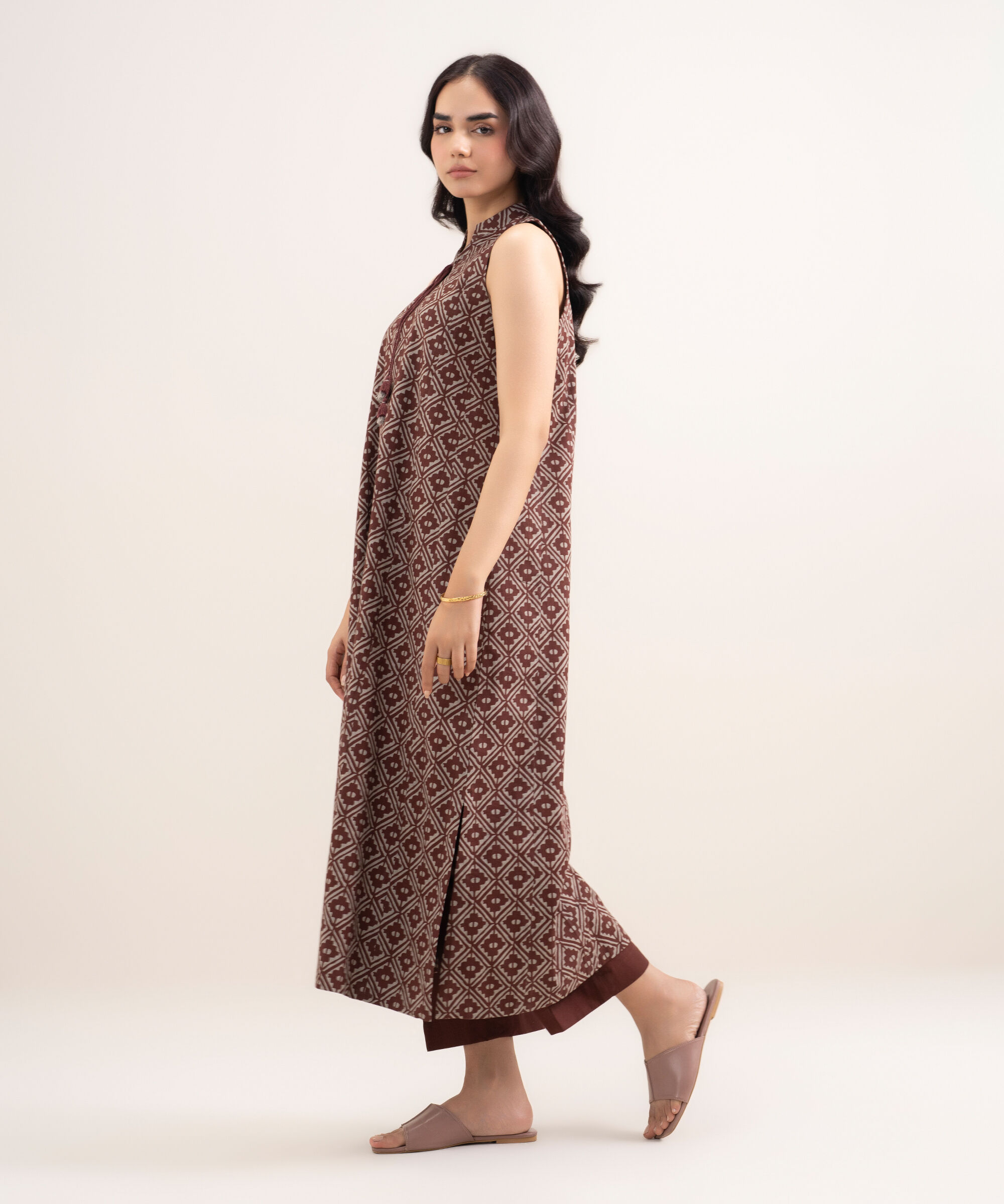 Unstitched 3 Pc Lawn DYS26V3127TS