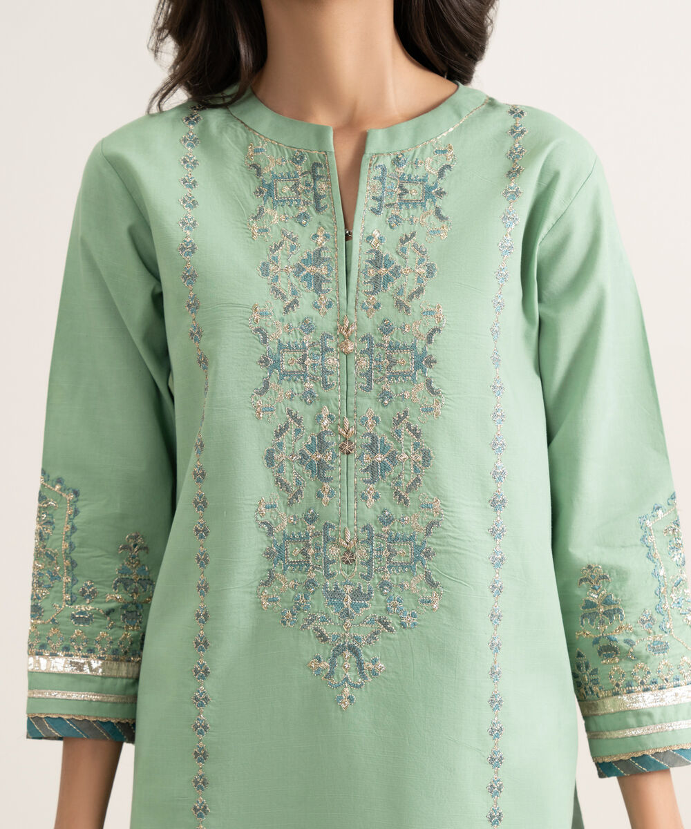 Women's Unstitched Textured Lawn Embroidered Green 3 Piece Suit