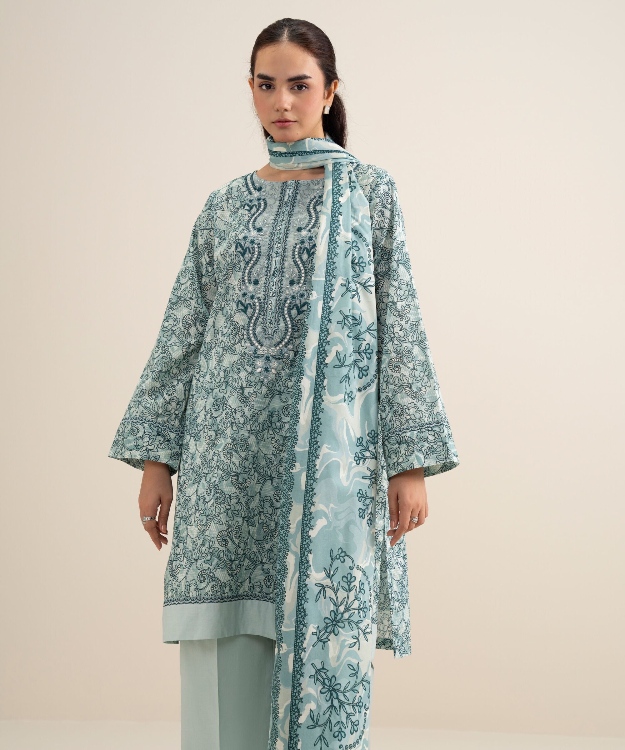 Unstitched 3 PC U3PDYS26V688