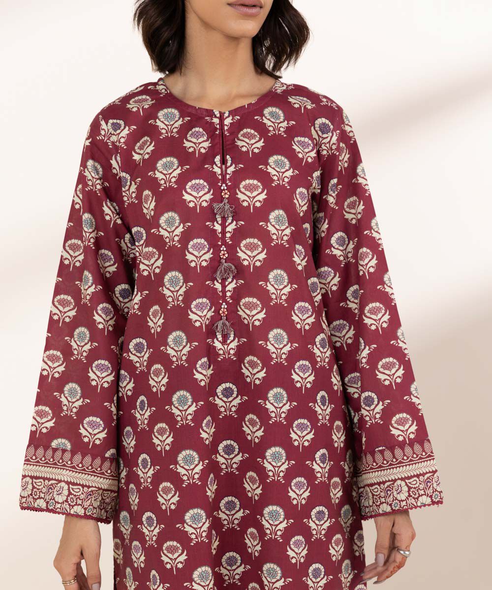 Women's RTW Cross Hatch Red Printed A-Line Shirt