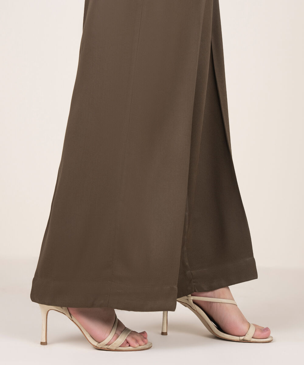 Women's RTW Bedford Solid Olive Green Culottes