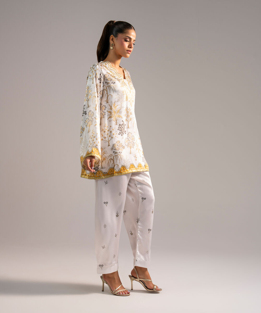 Women's RTW Blended Satin Printed White 2 Piece Suit