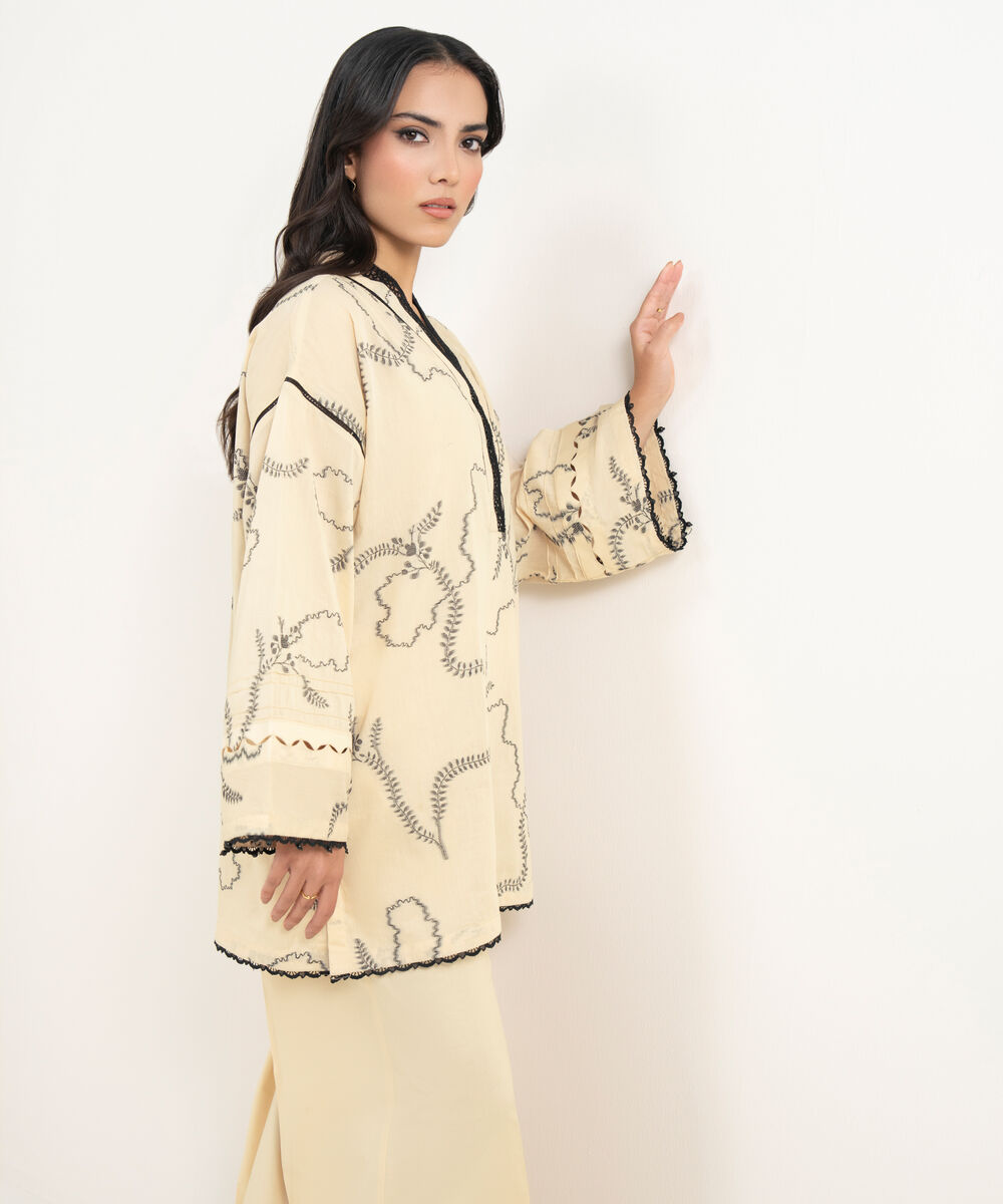 Women's RTW Extra Weft Jacquard Solid Off White 2 Piece Suit