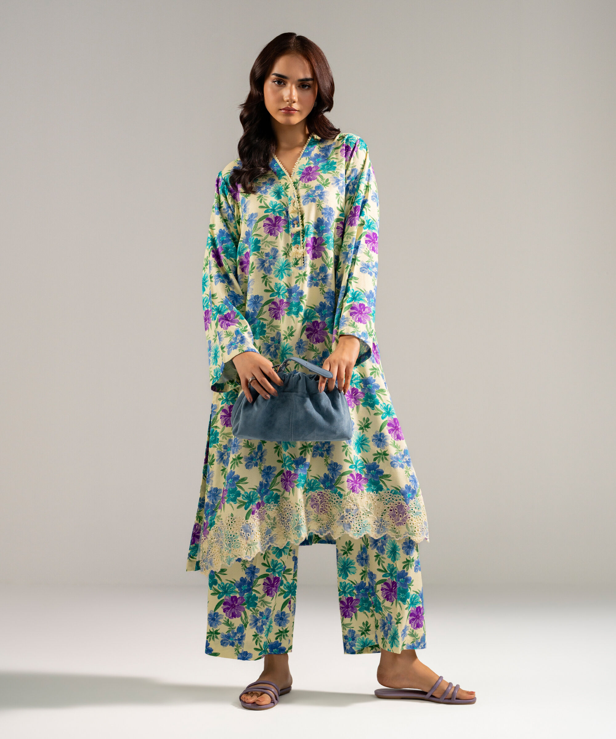 Retail Price: 7990/-PKR