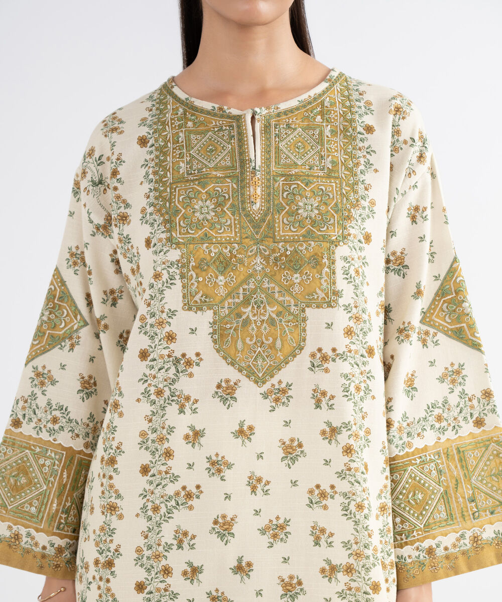 Women's Unstitched Khaddar Embroidered Multi 3 Piece Suit