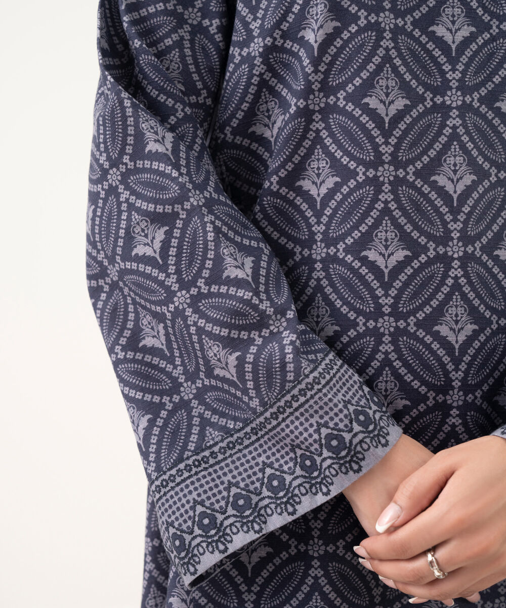 Women's Unstitched Light Khaddar Embroidered Purple 3 Piece Suit