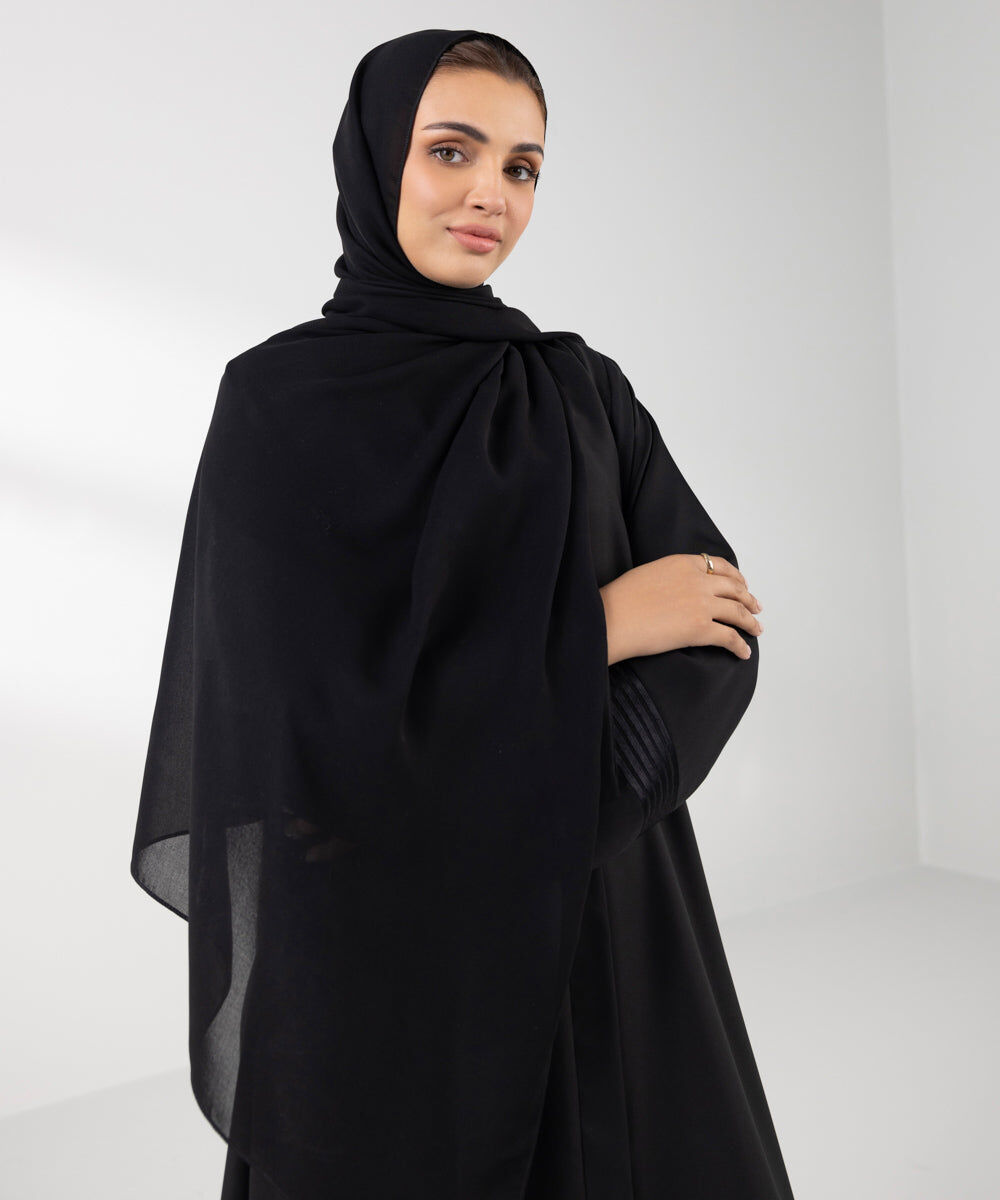 Woman - Black Embroidered Button Through Abaya