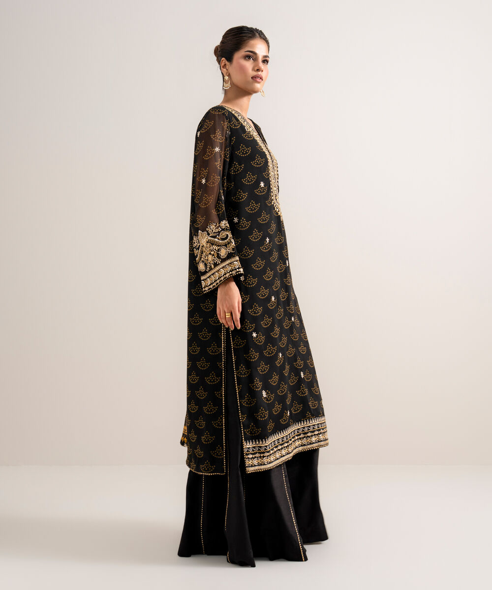 Women's Unstitched Embroidered Blended Chiffon Black 3 Piece Suit