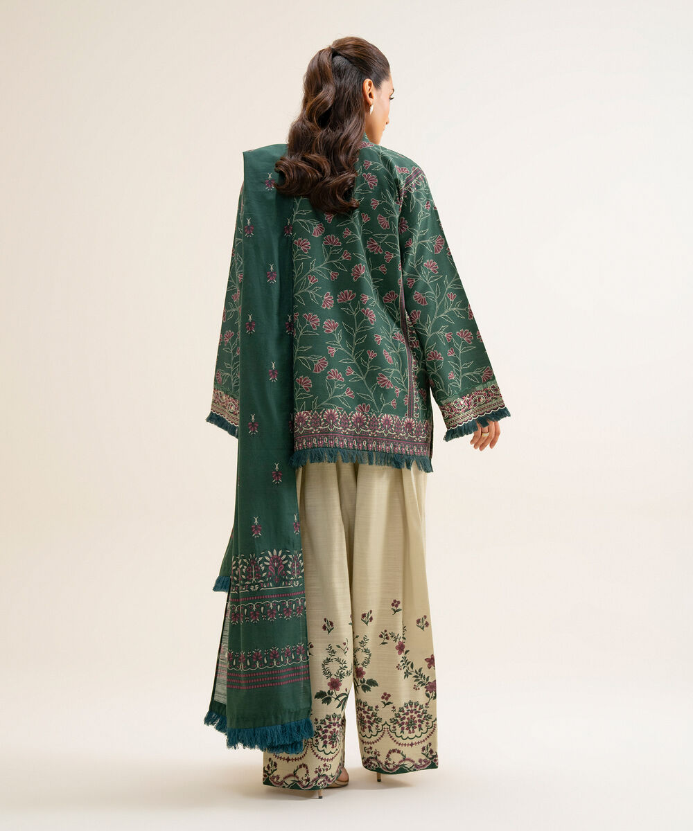 Women's Unstitched Premium Khaddar Embroidered Green 3 Piece Suit