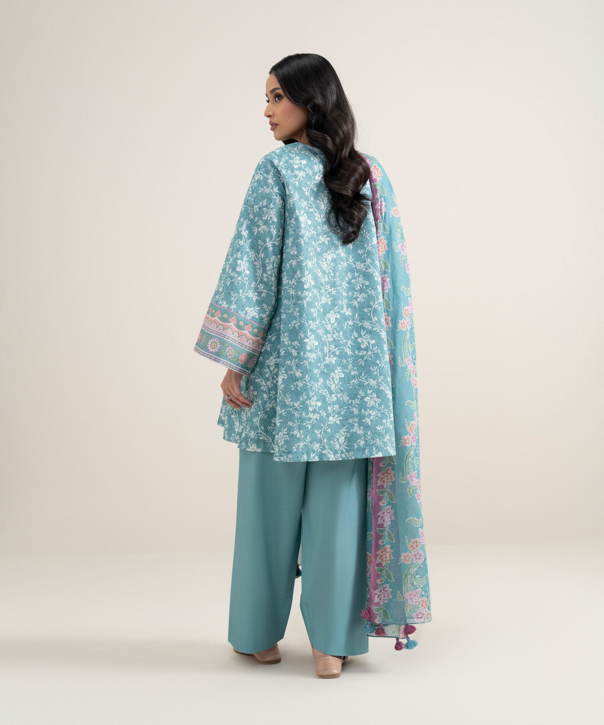 Unstitched 3 PC U3PDDS26V577
