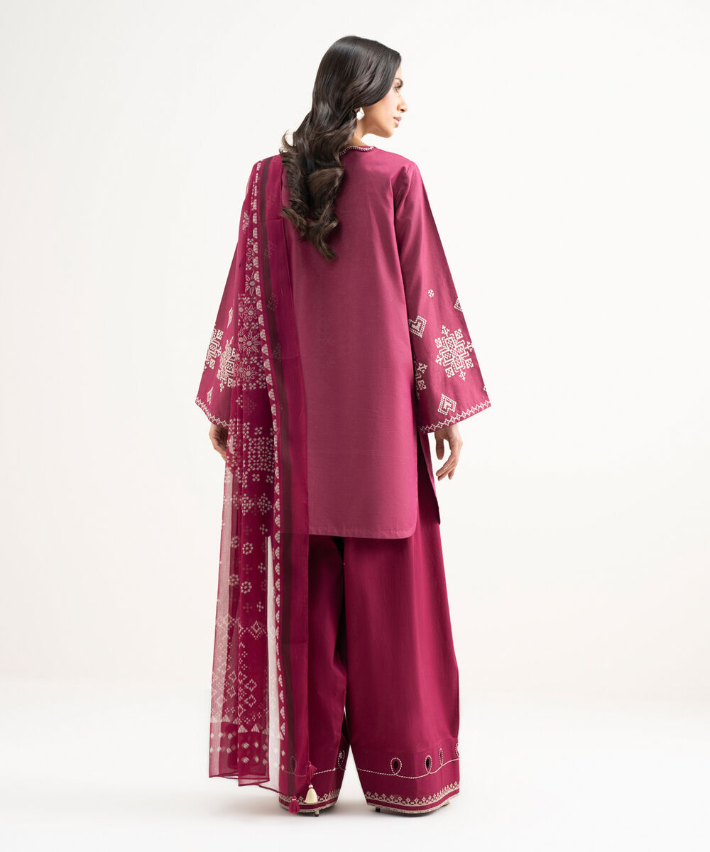Women's Unstitched Zari Lawn Embroidered Pink 3 Piece Suit