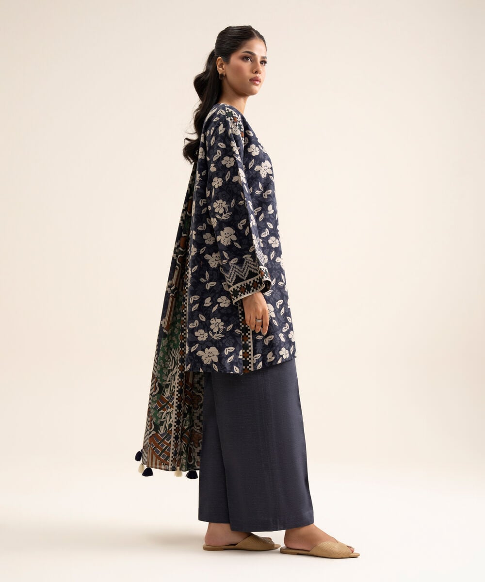Women's Unstitched Light Khaddar Printed Grey 3 Piece Suit