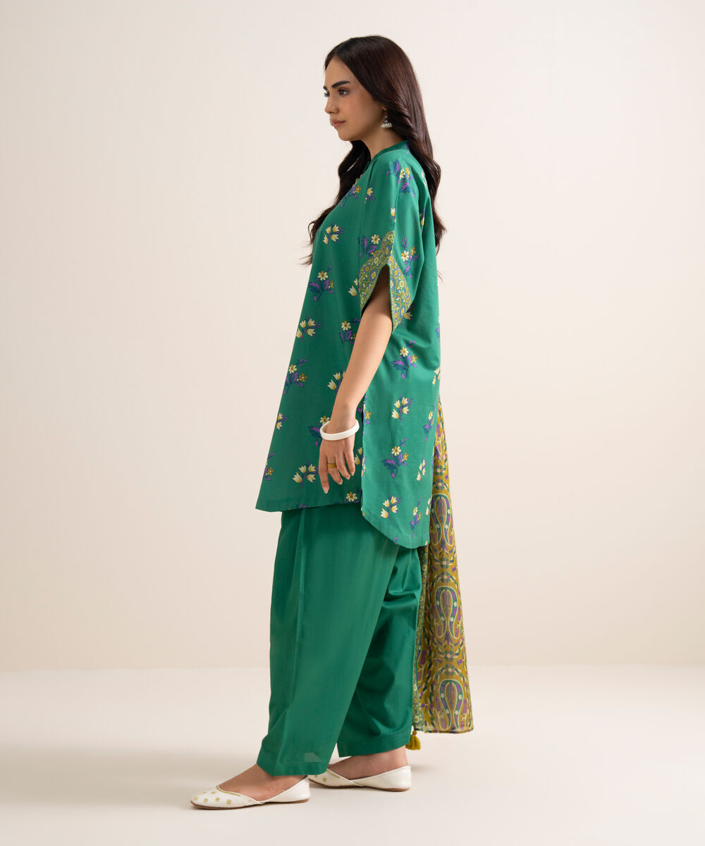 Women's Unstitched Printed Lawn Green 3 Piece Suit