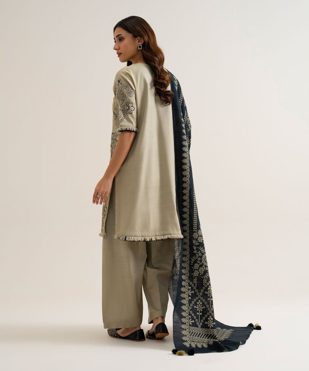 Womens Unstitched Light Khaddar Embroidered Black And Dull Brown 3 Piece Suit