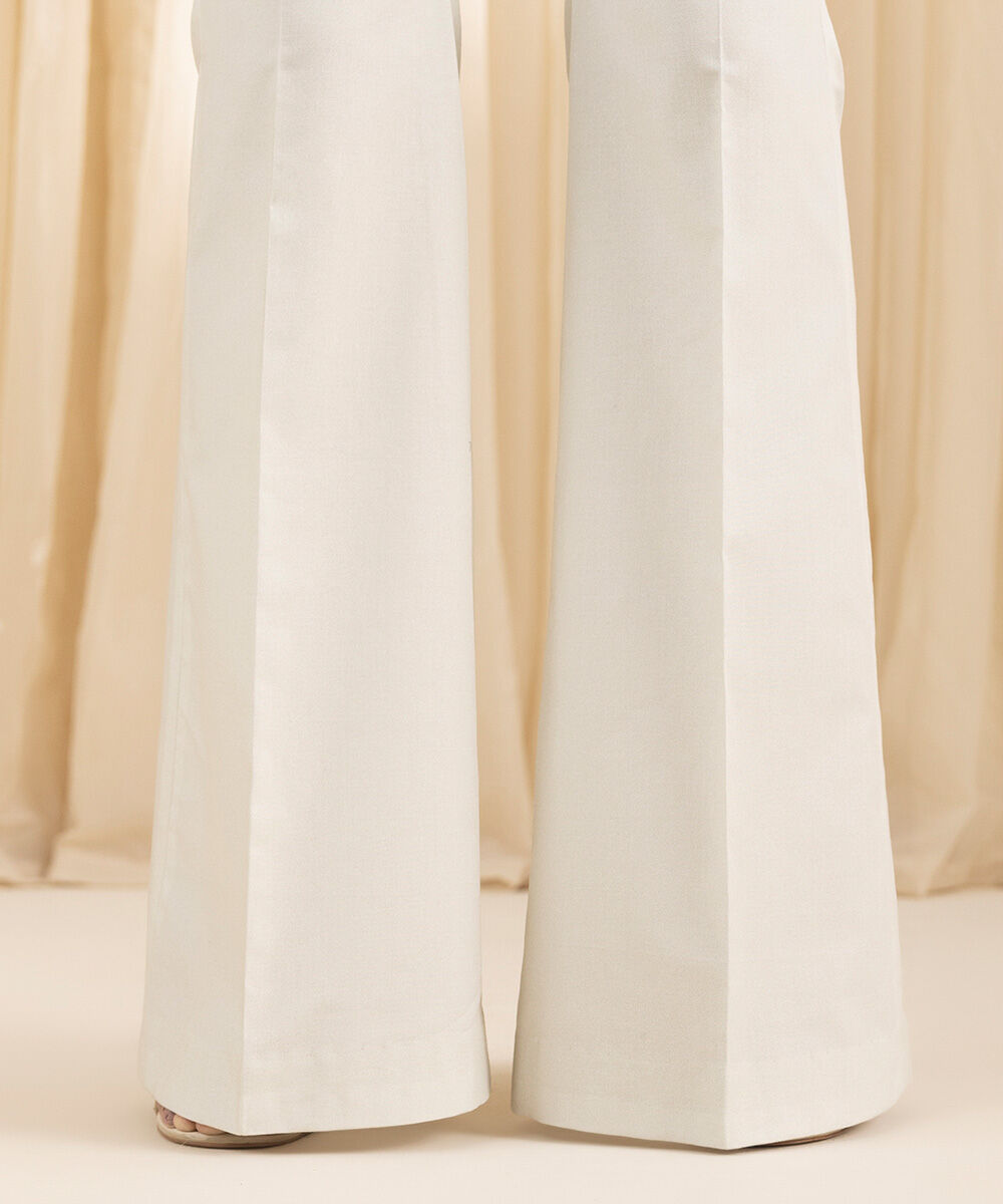 Unstitched Women's Embroidered Lawn Multi Three Piece Suit