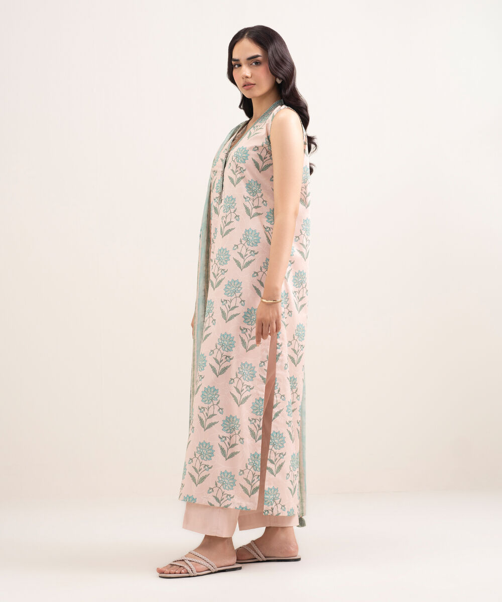 Women's Unstitched Lawn Printed Pink 3 Piece Suit