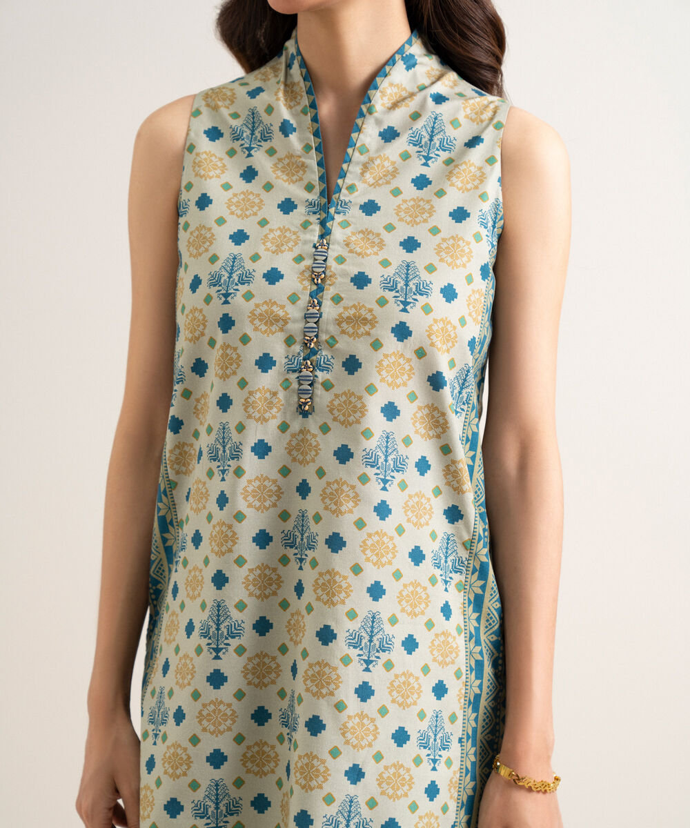 Women's Unstitched Lawn Printed Multi 3 Piece Suit