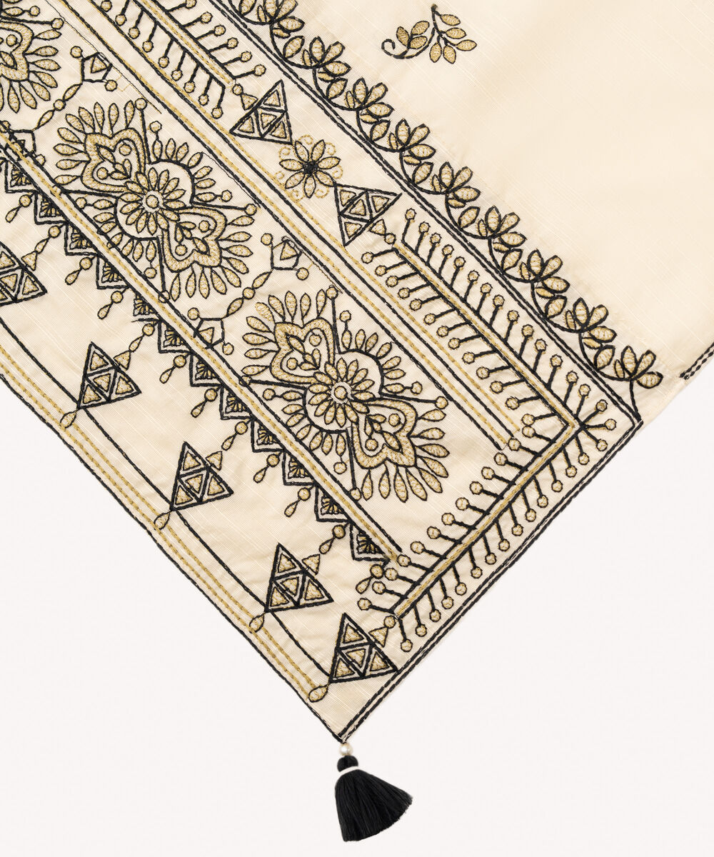 Light Khaddar Embroidered Off White Dupatta